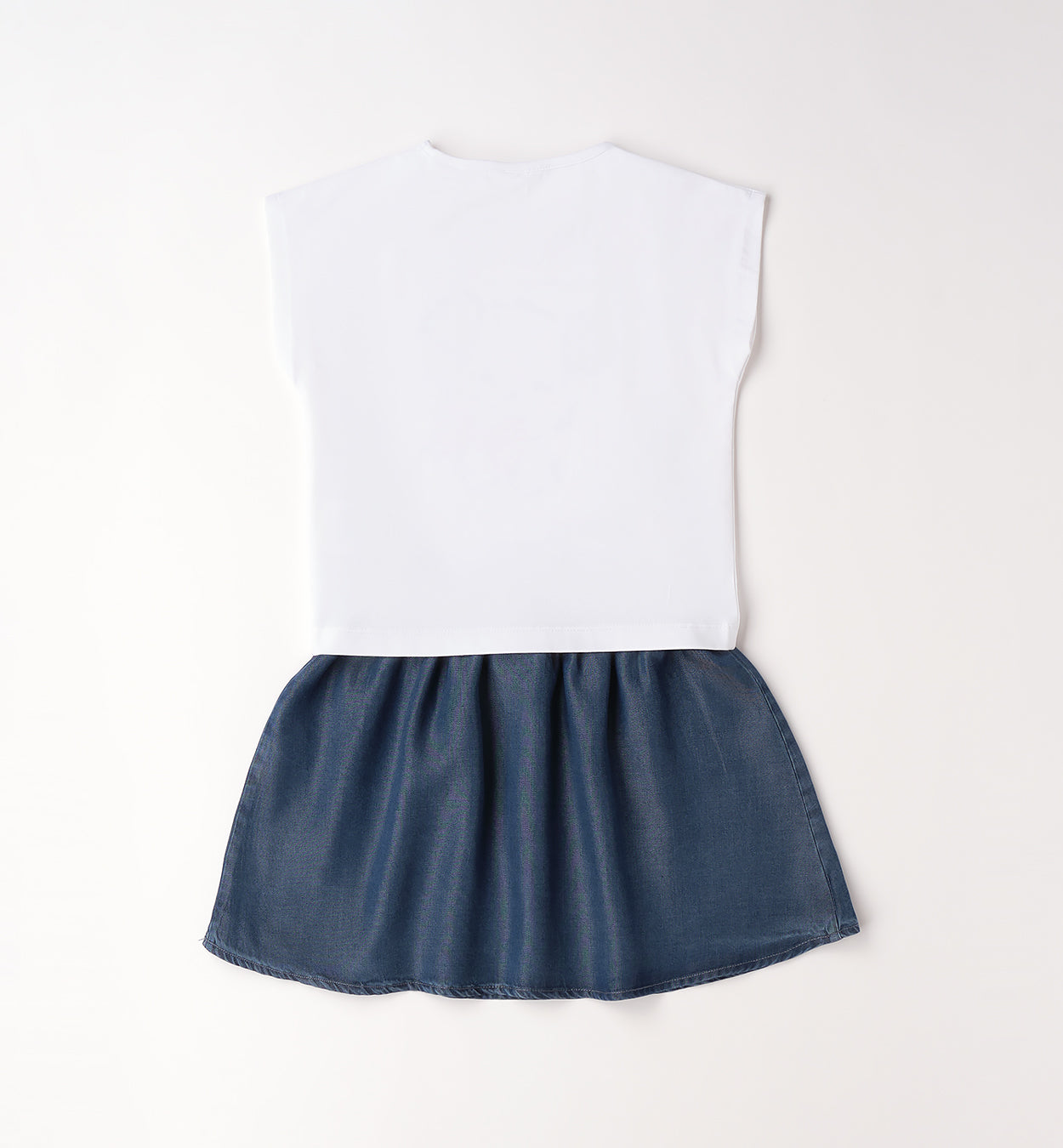 completo bambina estivo con maglia bianca