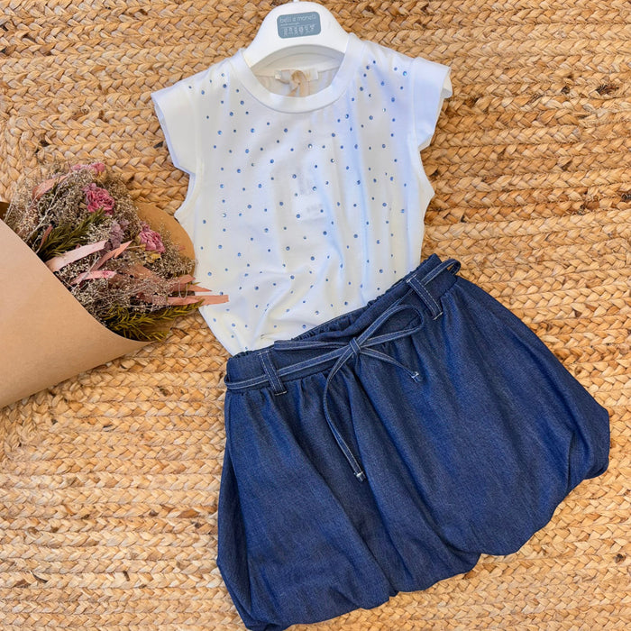 Completo bambina con maglietta bianca decorata e gonna chambray con fiocco