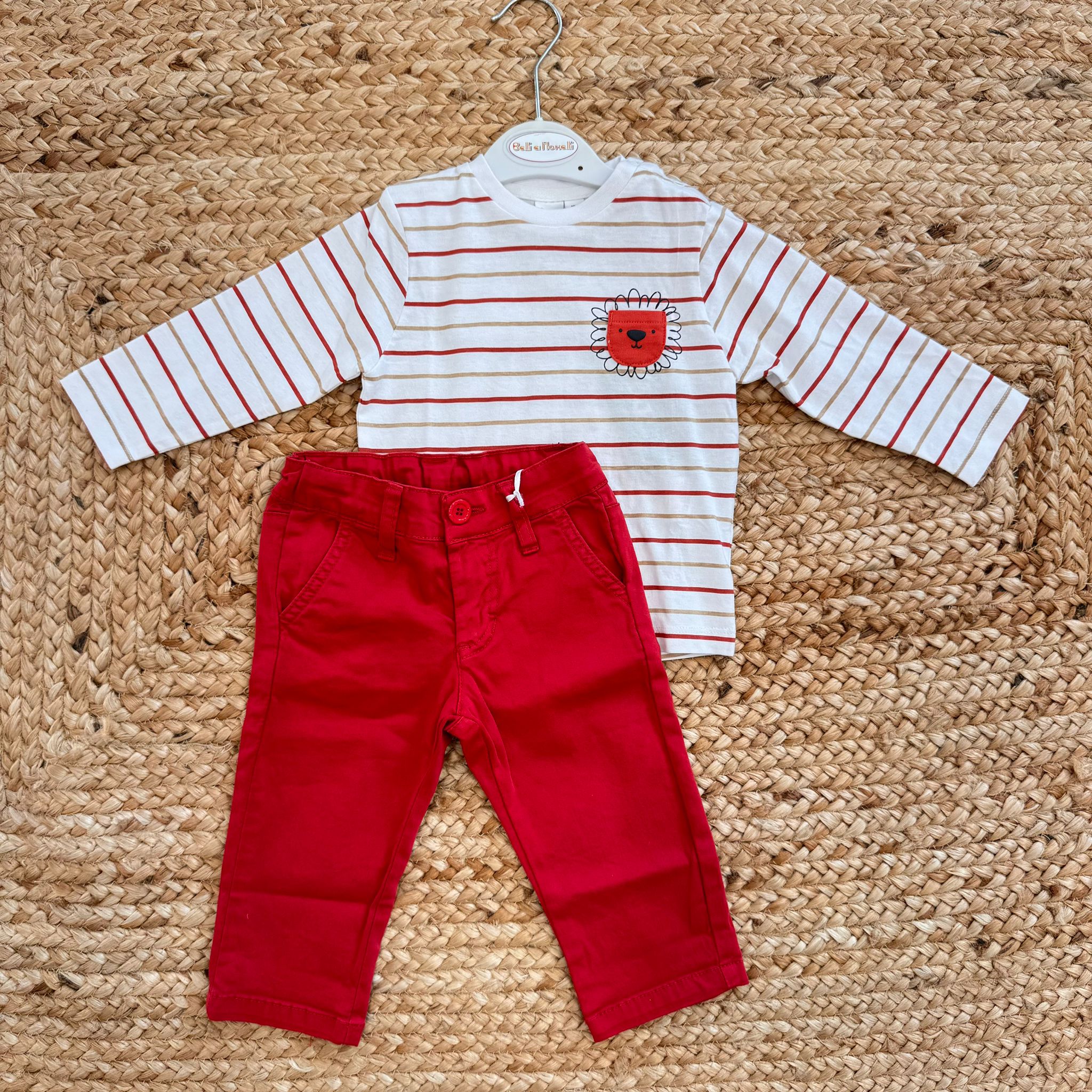 Completo bambino con maglia a righe e pantalone rosso