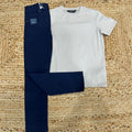 Completo bambino estivo con t-shirt beige e pantalone blu navy