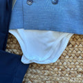 Completo battesimo bimbo azzurro e blu con dettaglio papillon e camicia bianca