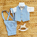 completo battesimo bimbo azzurro con gilet e bretelle
