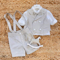 completo battesimo bimbo beige con gilet doppiopetto e salopette