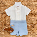 Completo battesimo bimbo bianco e celeste in lino e cotone con camicia e pantaloncino corto