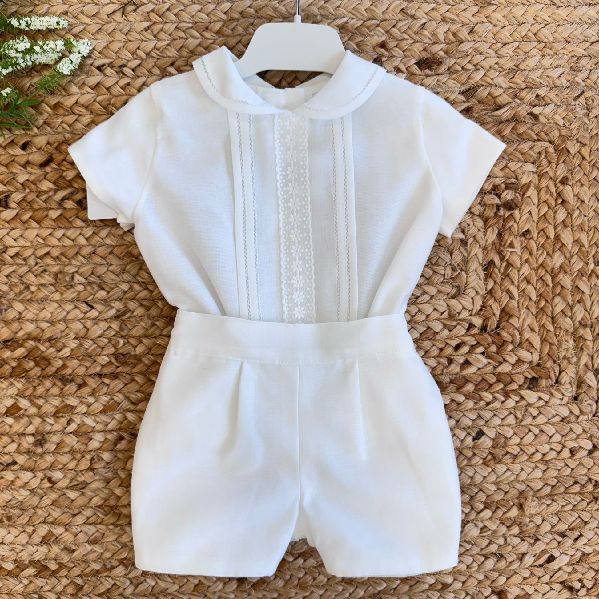 Completo bianco battesimo bimbo con fascia ricamata