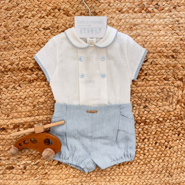 Completo battesimo bimbo con camicia bianca e pantaloncino celeste