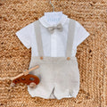 Completo battesimo bimbo in cotone e lino con camicia bianca papillon e salopette beige