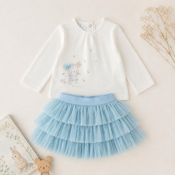 Completo bimba con cardigan celeste, camicia fantasia e pantaloni panna