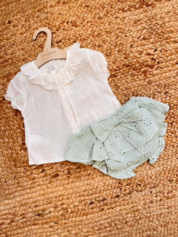 completo bimba cotone blusa panna e coulotte verde salvia sangallo