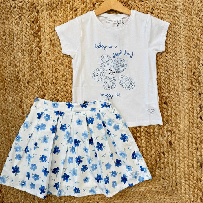 completo bimba t-shirt bianca e gonna floreale blu