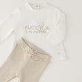 Completo bimba in cotone panna e beige con maglia e leggings