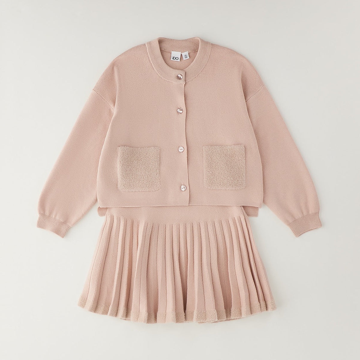 Completo bimba rosa iDO con cardigan e gonna plissettata, vista frontale
