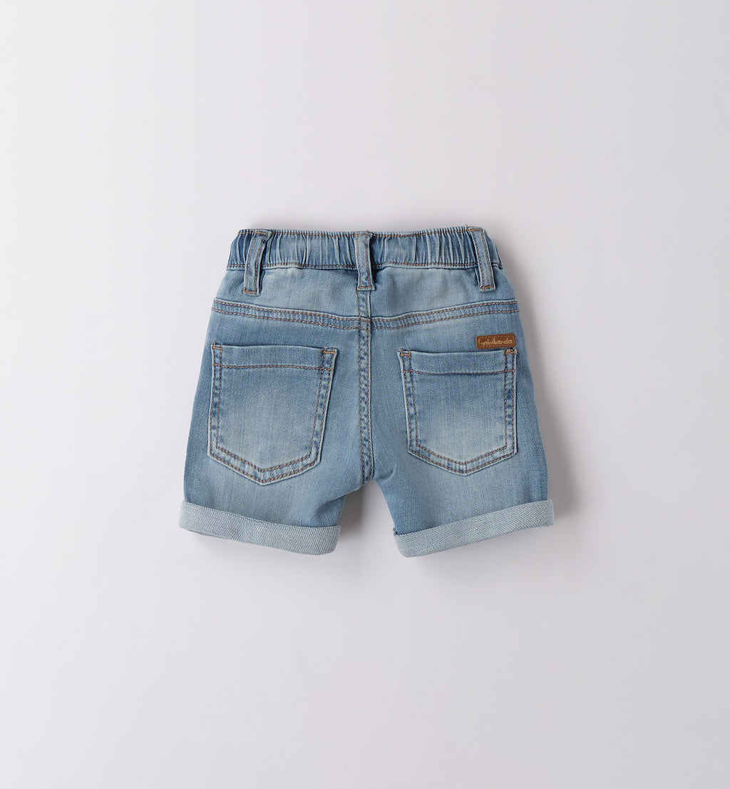 T-shirt con gatto e pantaloncini jeans per bambino, abbigliamento estivo casual.