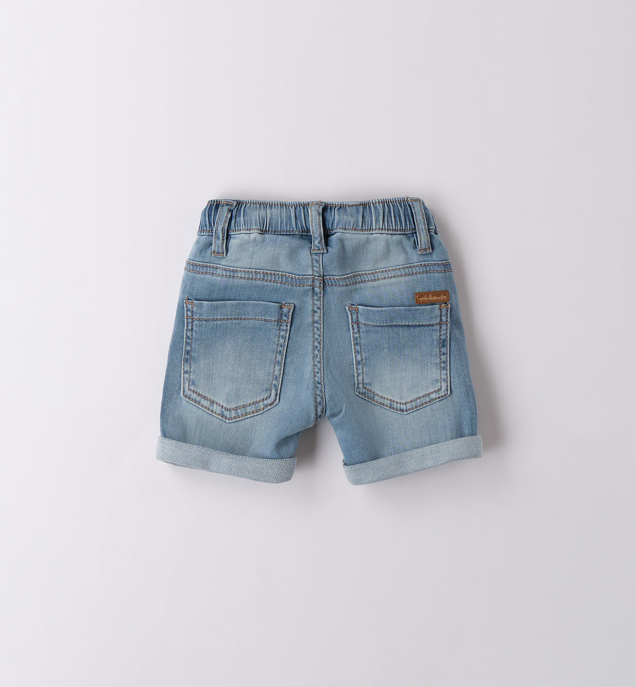 T-shirt con gatto e pantaloncini jeans per bambino, abbigliamento estivo casual.