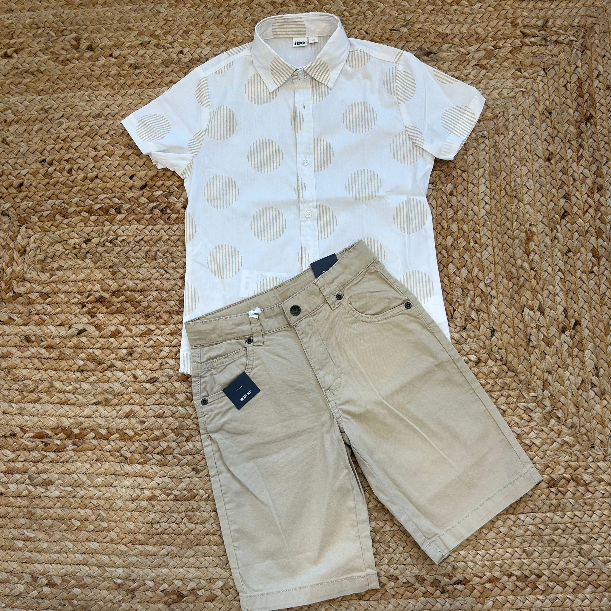 Completo bambino con camicia fantasia a pois e bermuda sabbia