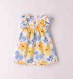 Completo estivo per bambina con fantasia floreale gialla e blu, perfetto per la stagione calda.