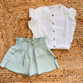 completo neonata estivo in cotone con top bianco e shorts verde salvia