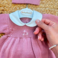Set uscita clinica neonata rosa marsala in Lana Tollegno Merino Extrafine con copertina ricamata a mano.