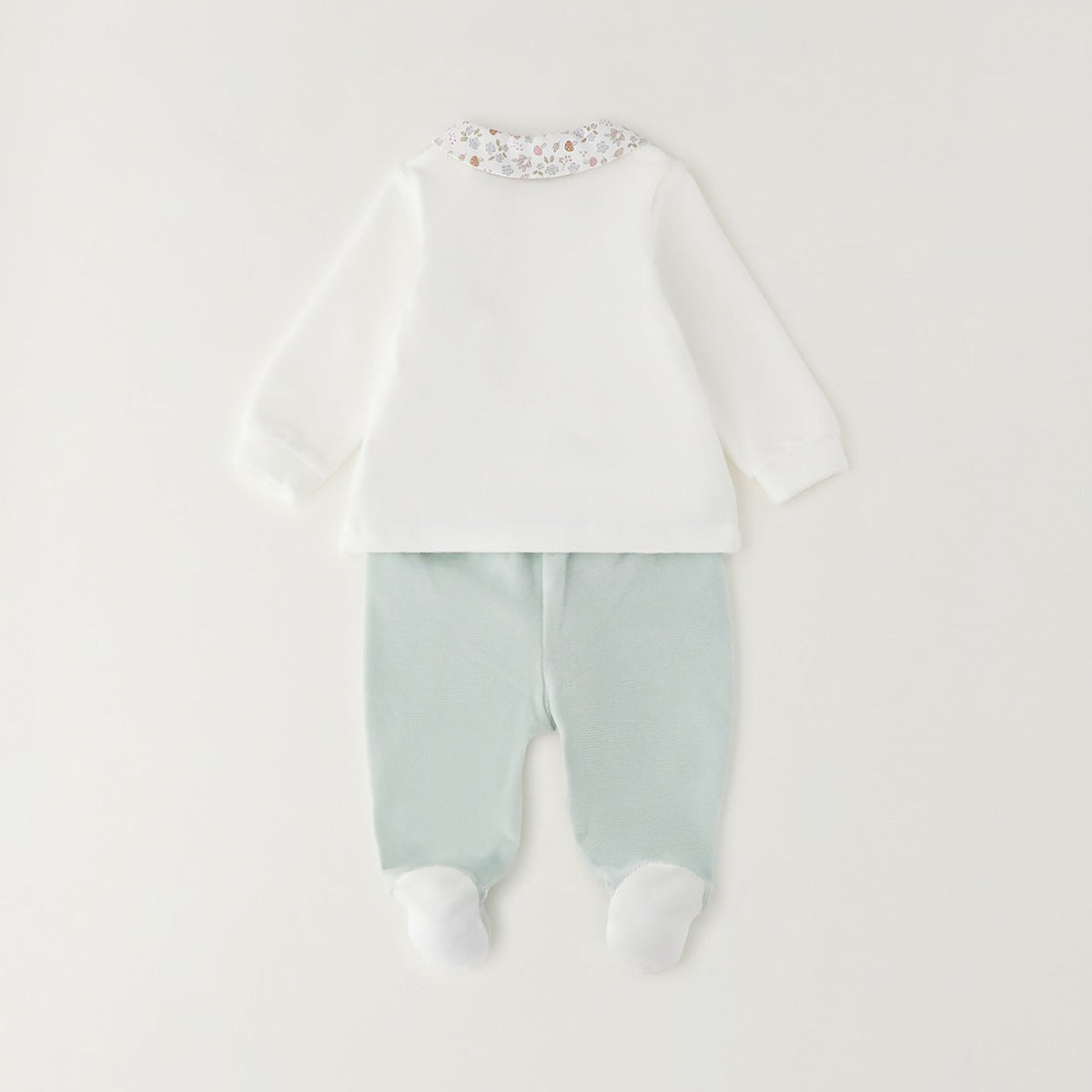 Completo nascita neonata in ciniglia verde menta e bianco con ricamo floreale e ghettina con piedini