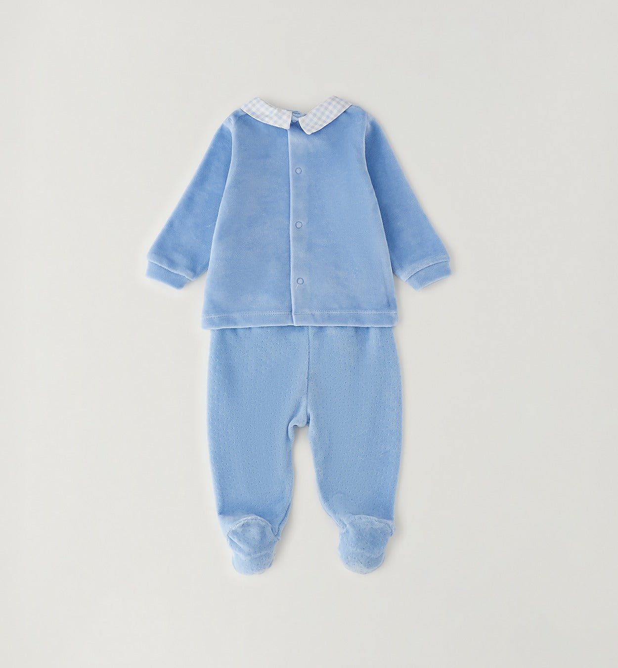 Completo neonato in ciniglia azzurra con coniglietto, colletto a quadretti e pantalone con piedini per corredino nascita