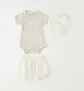 Body, shorts e bavetta neonato in cotone – completo 3 pezzi