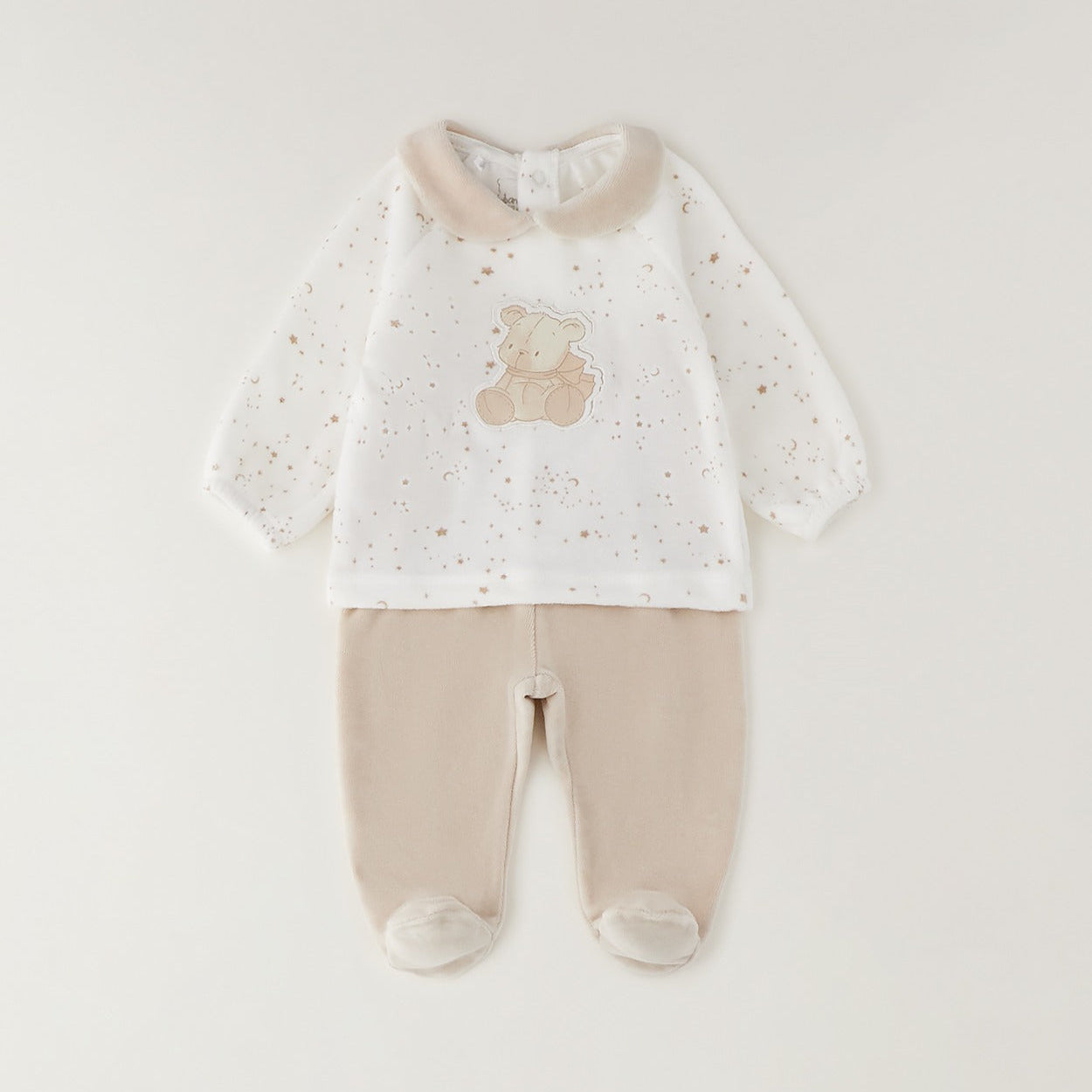 Completo neonato unisex in ciniglia bianco e beige con orsetto, stelline e pantalone con piedini