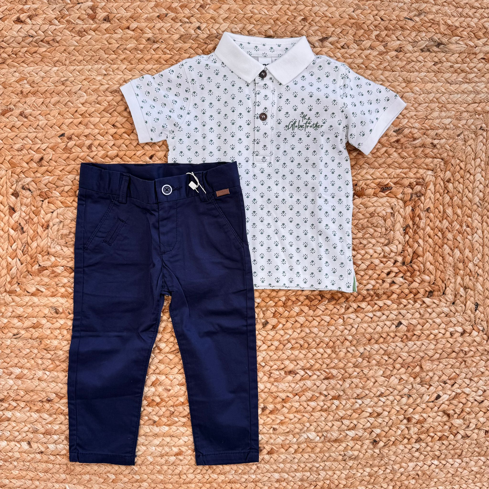 Completo bambino con polo bianca e pantalone blu navy