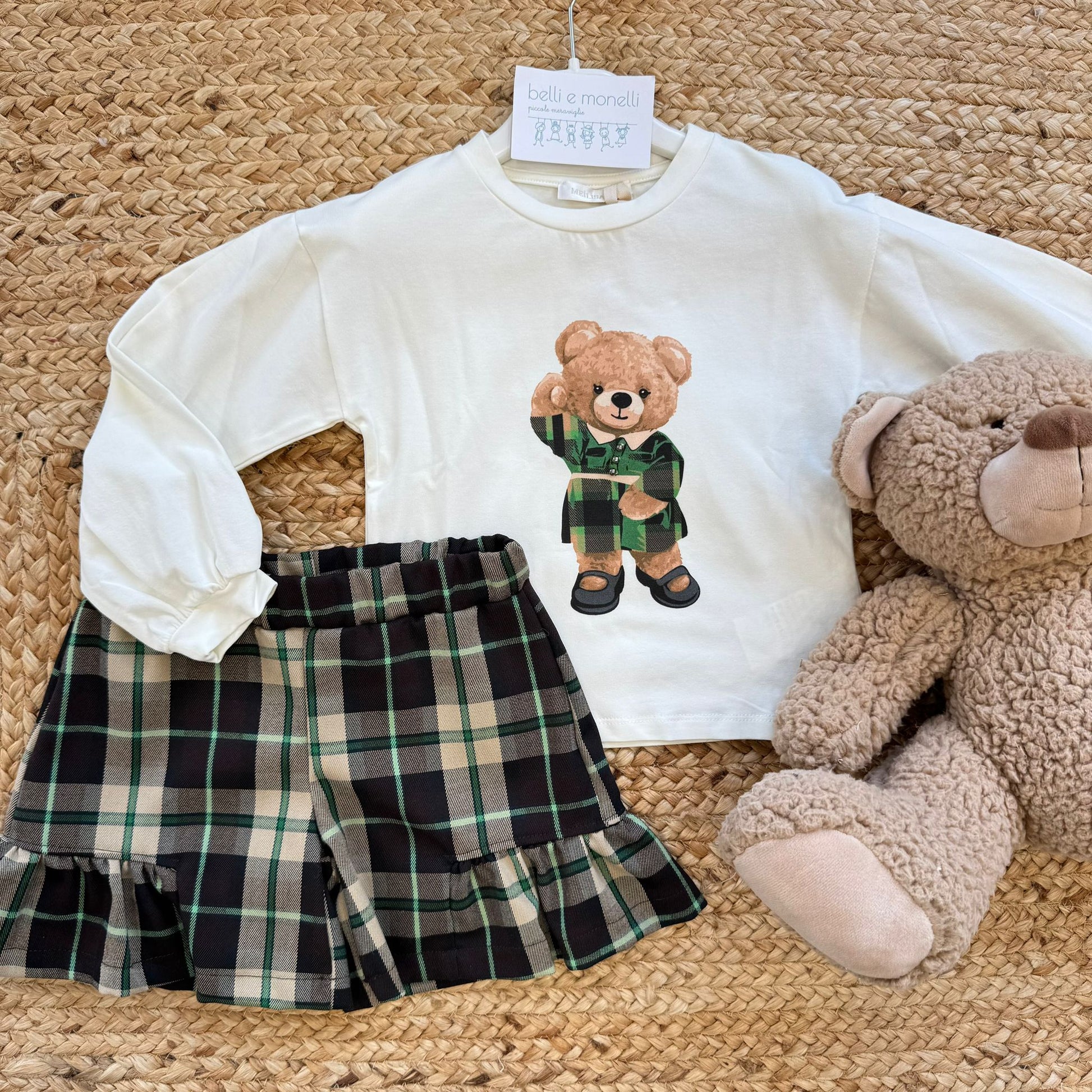 completo bambina con maglia orsetto e gonna pantalone scozzese