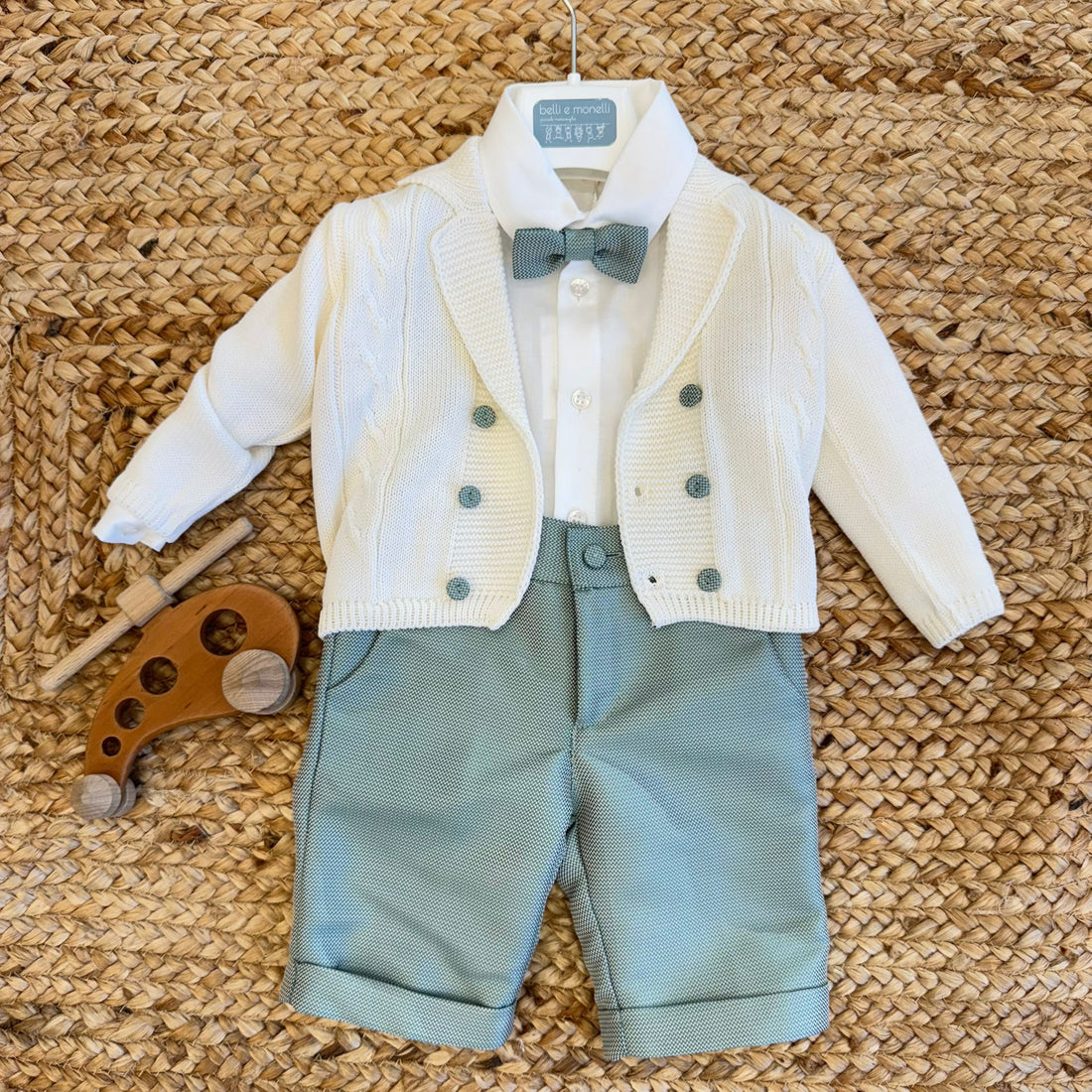 completo battesimo bimbo verde salvia con cardigan panna e papillon