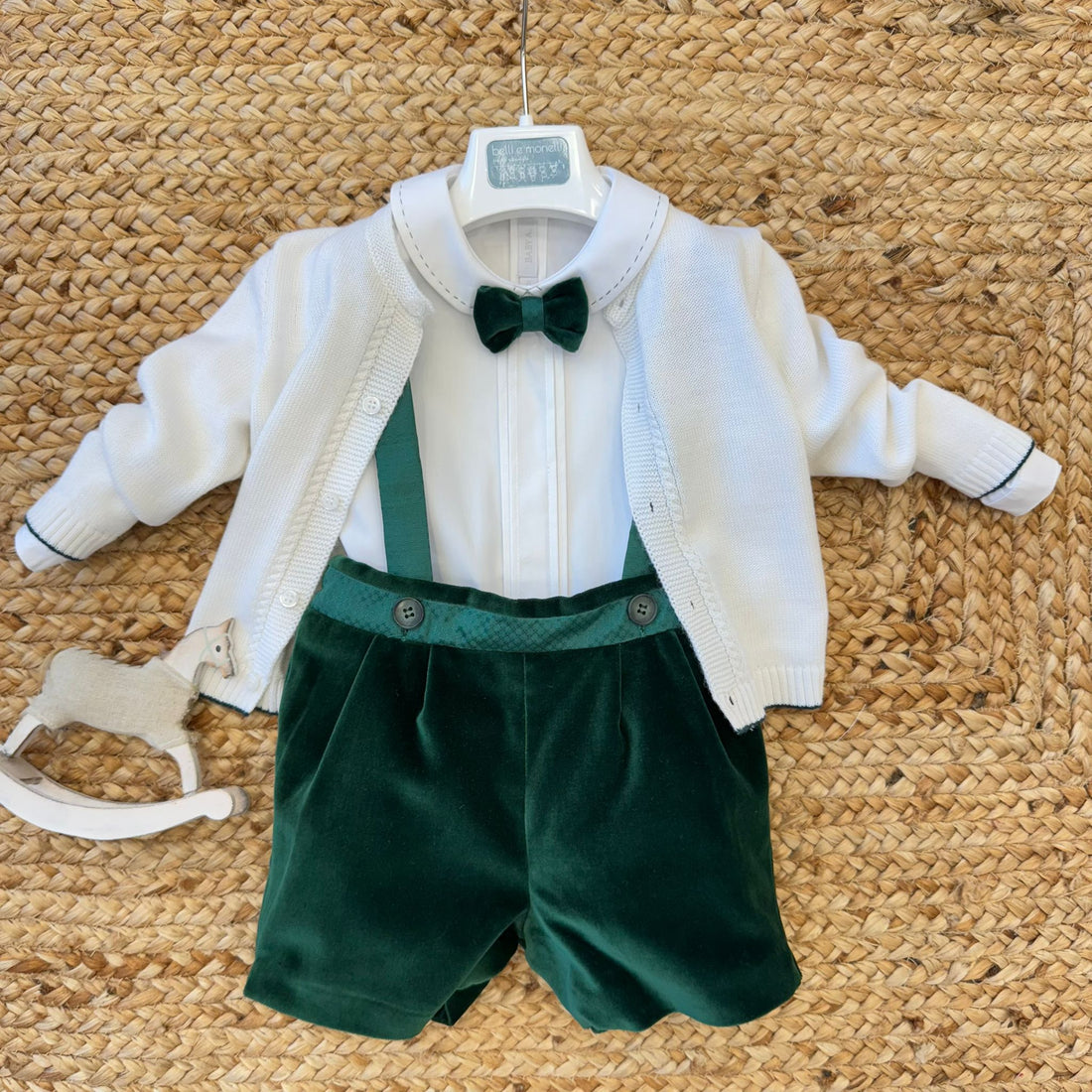 completo bimbo velluto verde bottiglia con cardigan panna e papillon