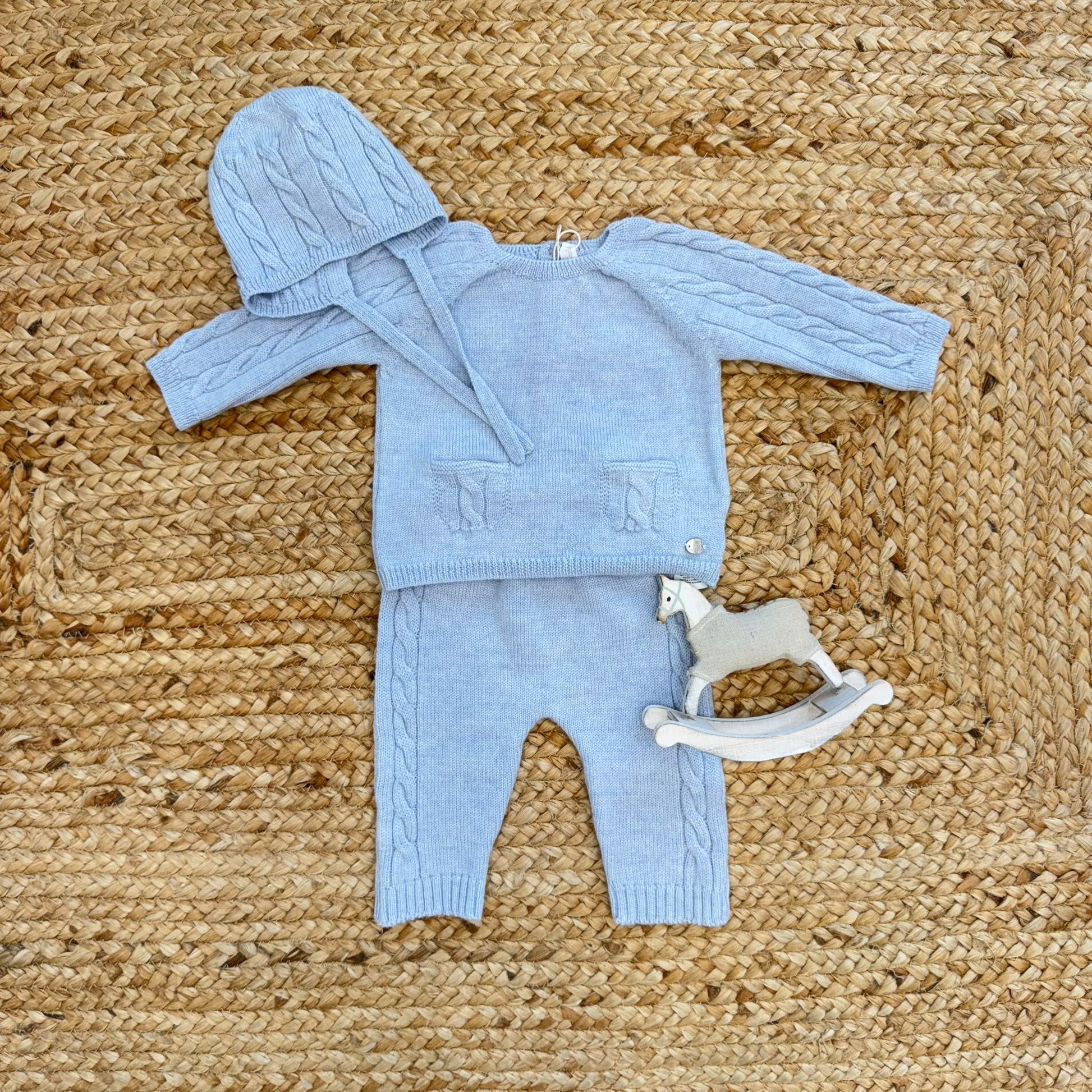 completo neonato pura lana azzurro con cappellino