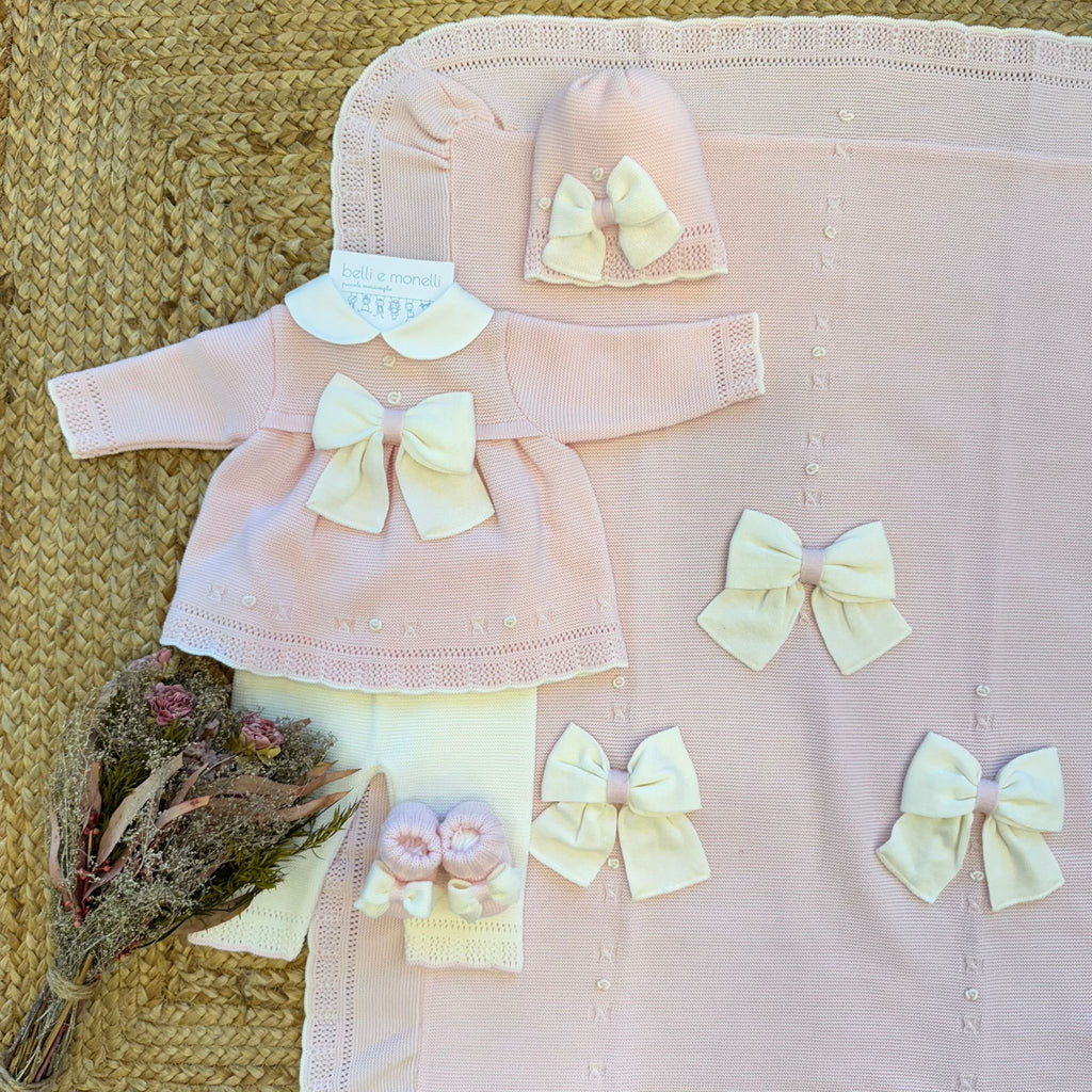 coordinato completo neonata lana rosa con fiocchi panna