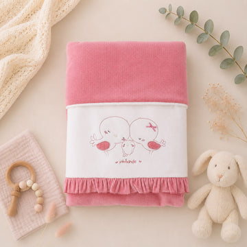 Copertina neonata in ciniglia rosa con uccellini