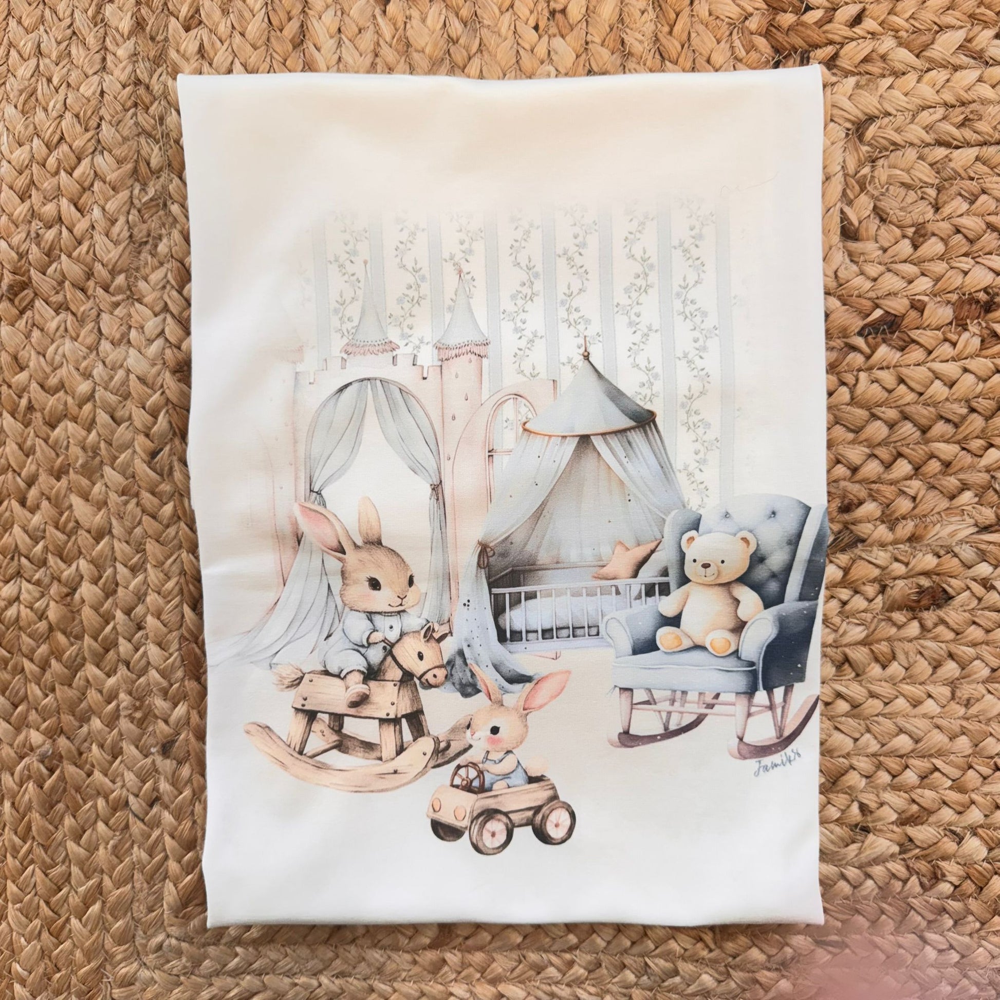 Copertina per bimbo in puro cotone con illustrazione coniglietti e orsacchiotto