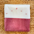 Copertina neonata in ciniglia color latte e rosa antico con ricami per corredino nascita