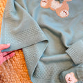 Uscita clinica neonato in pura lana verde oliva con copertina, completo, cappellino e scarpine con orsetto