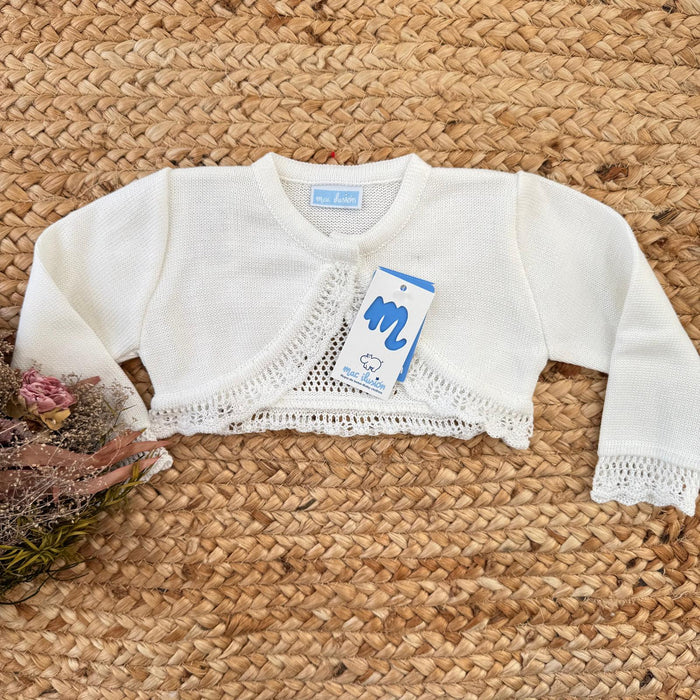 Coprispalle neonata panna con lavorazione traforata frontale