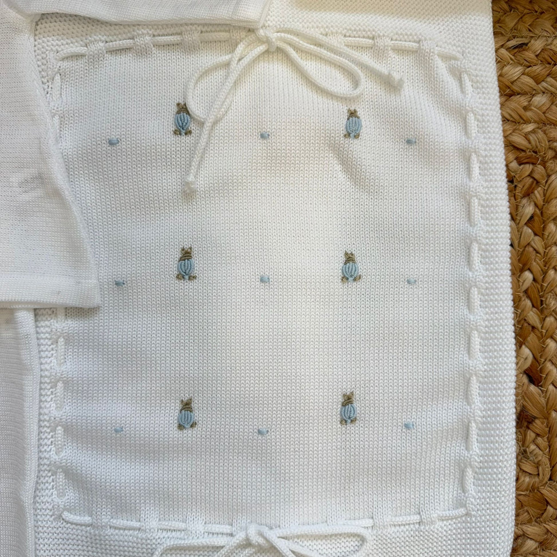 corredino nascita neonato elegante con maglietta e ghettina