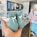Uscita clinica neonato in pura lana verde e panna con copertina cappellino e scarpine coordinate