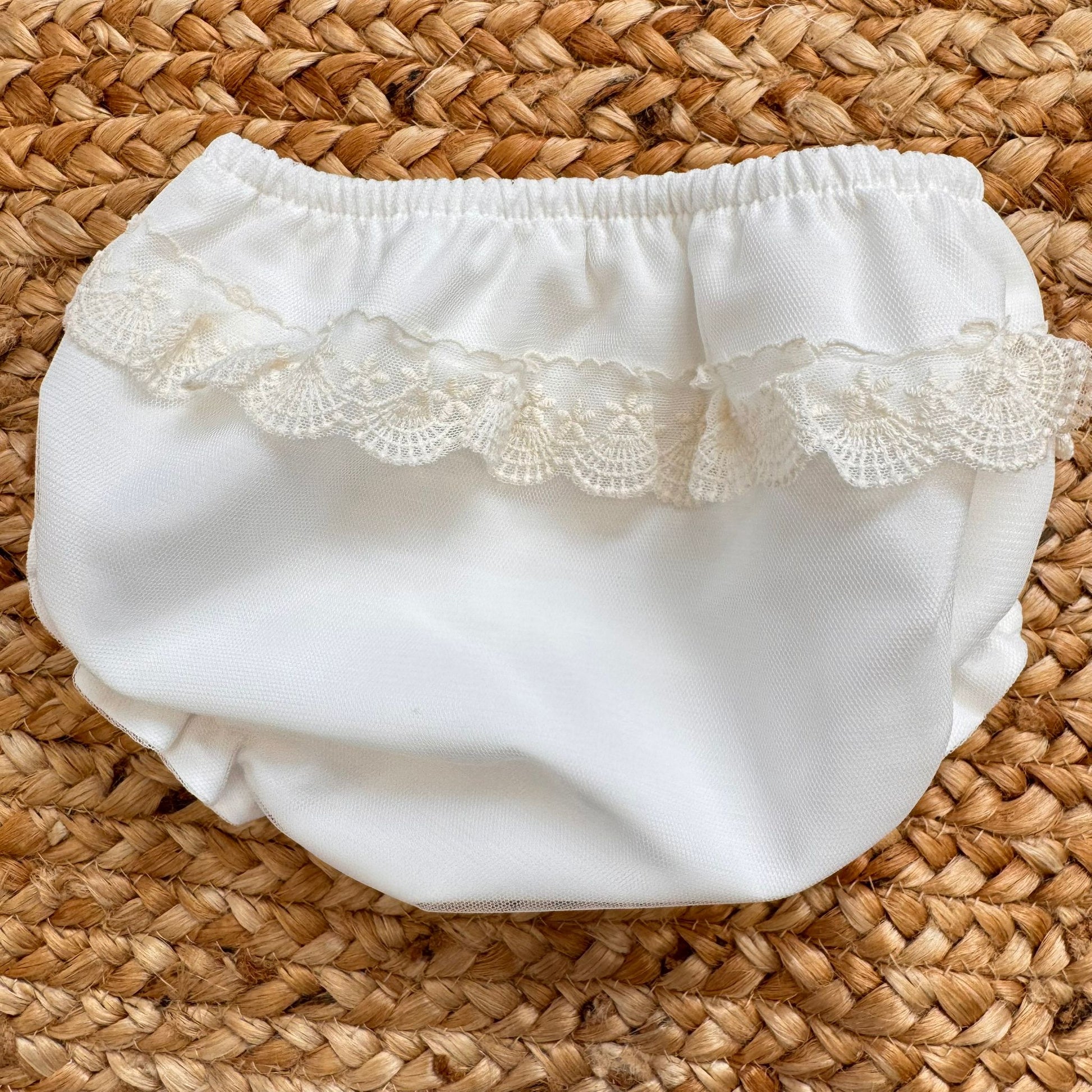 Abito battesimo neonata panna con cuffietta coordinata e fiocco in raso