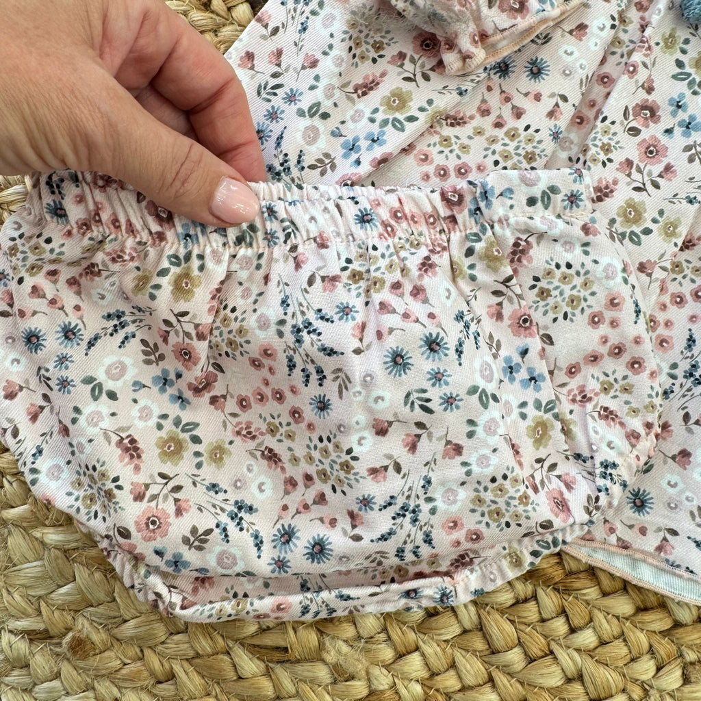 culotte coordinata con fantasia floreale per neonata