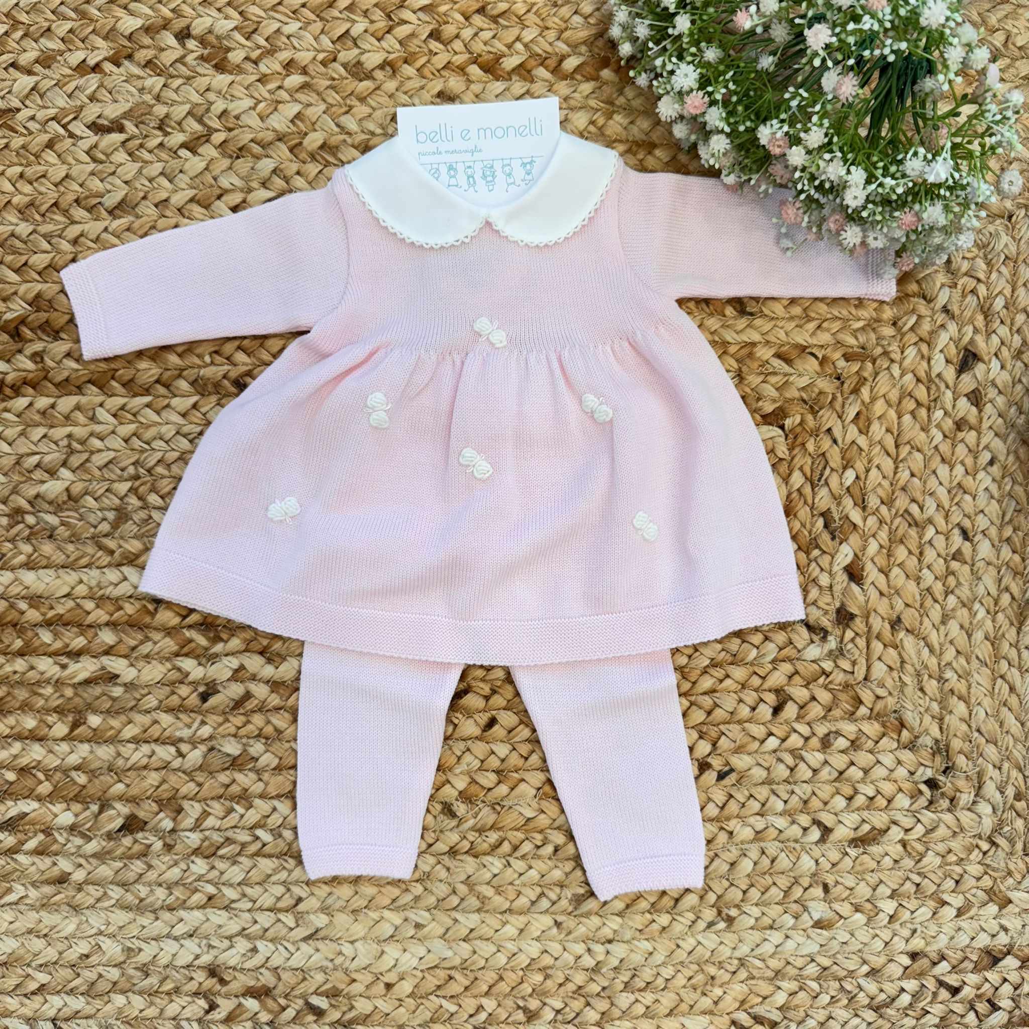 Tutina pura lana rosa con roselline ricamate