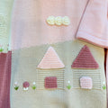Copertina neonata in pura lana rosa, latte e beige con coordinato nascita Made in Italy.