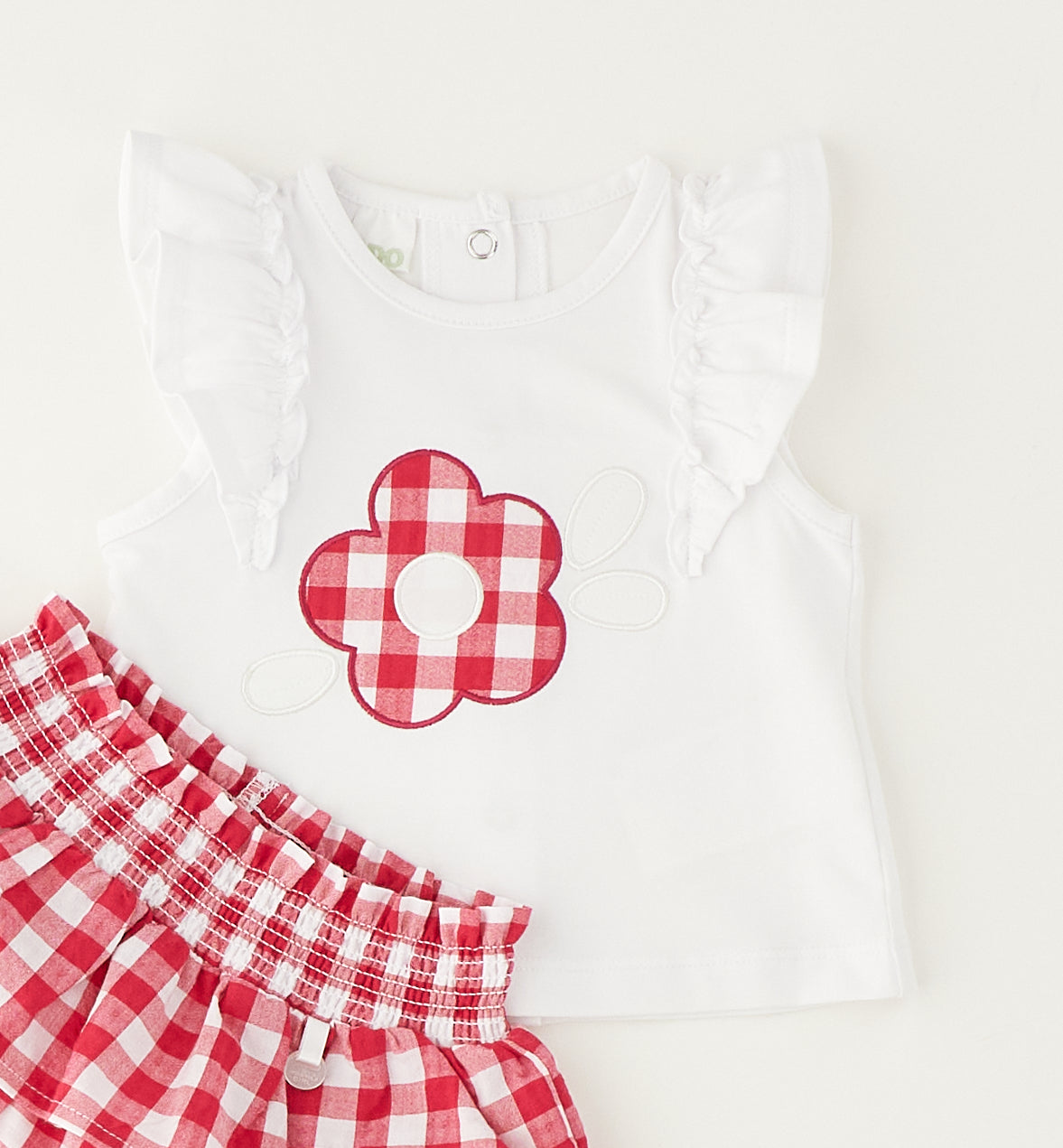 Dettaglio culotte bimba a quadretti con elastico in vita