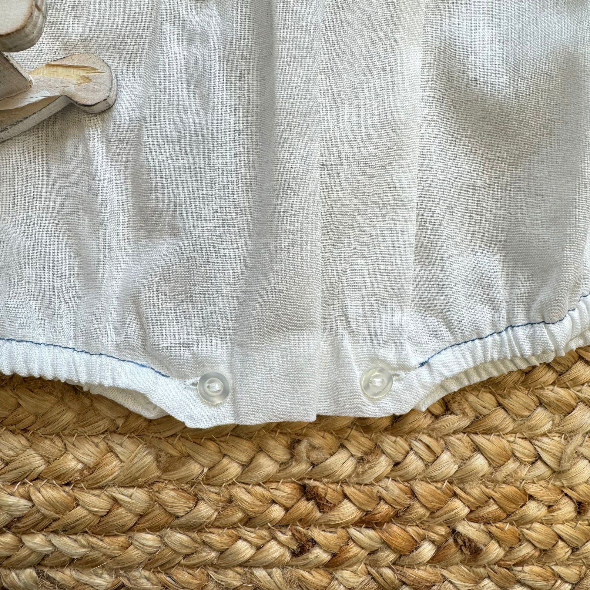 Dettaglio fondo con bottoni automatici per cambio