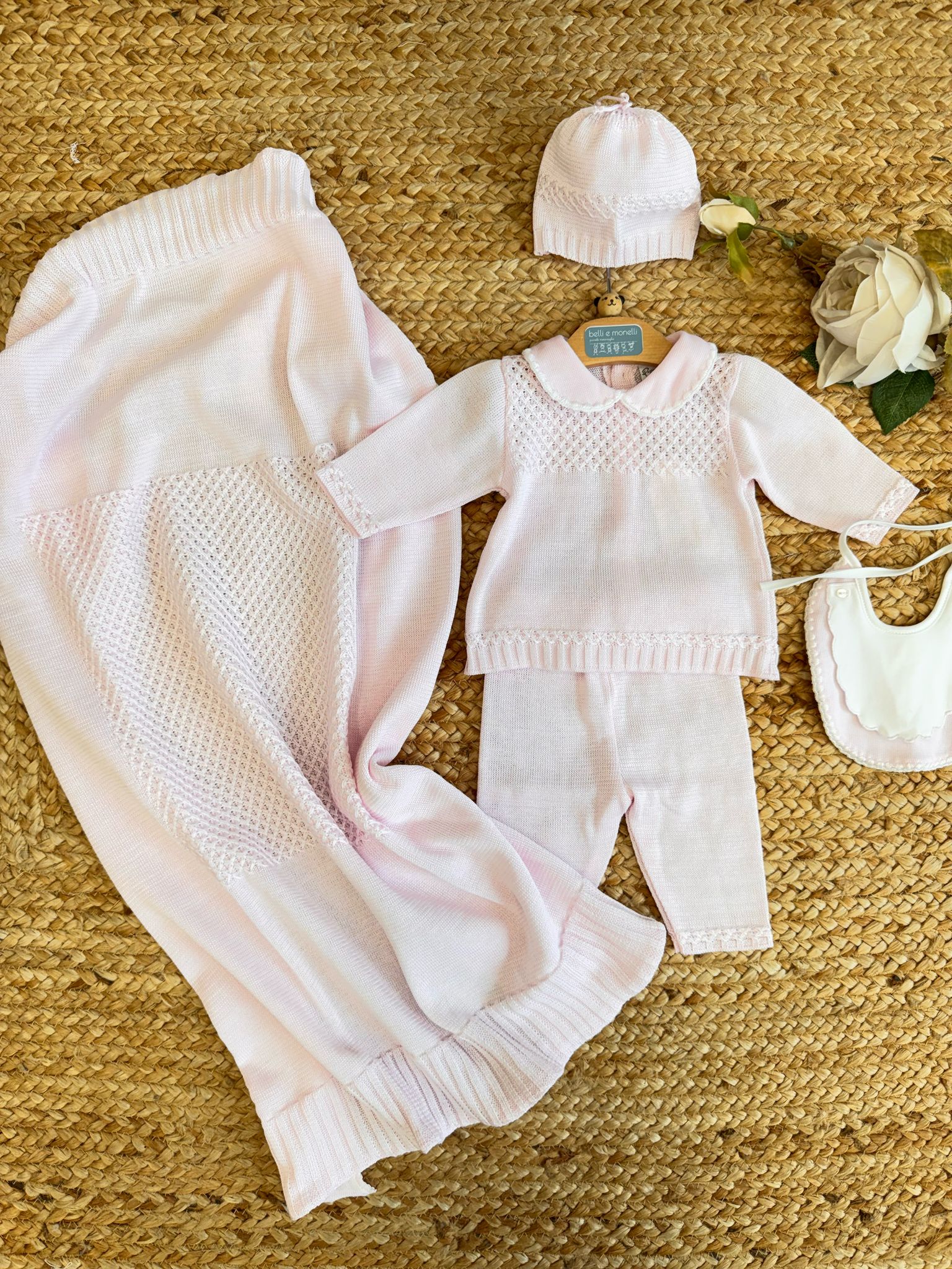 Completo nascita neonata rosa con copertina e accessori