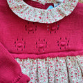 Abito bimba rosso bordeaux floreale con parte superiore in maglia e gonna fantasia