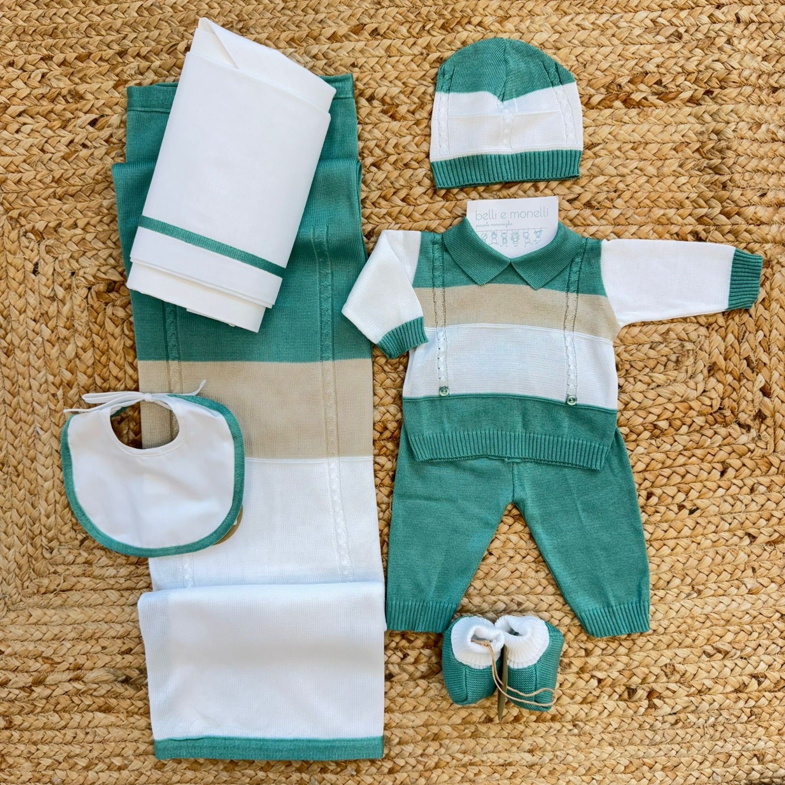 set nascita neonato cotone verde salvia completo