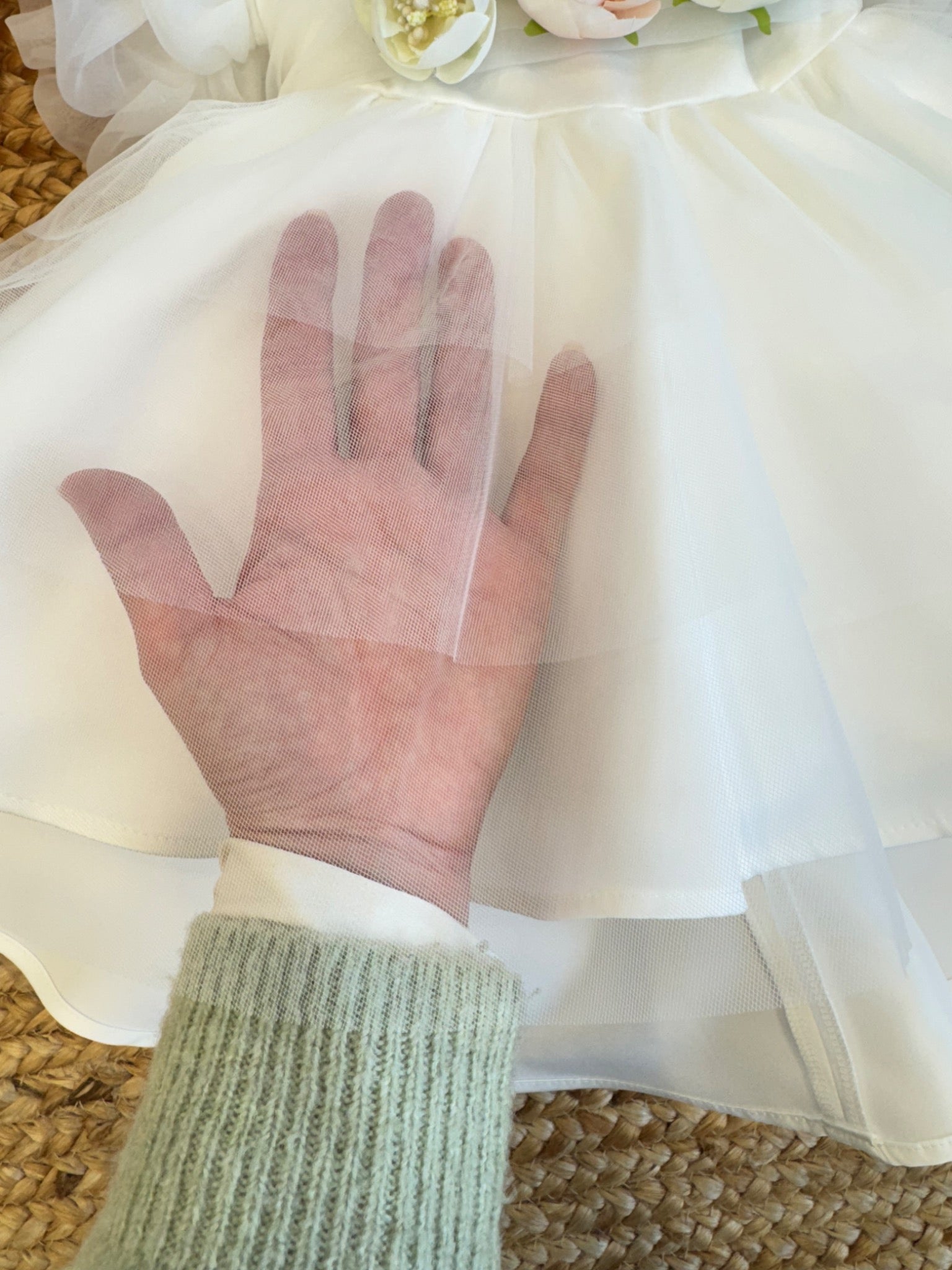 Gonna a balze in organza – vestito battesimo bimba elegante
