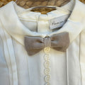 Completo battesimo bimbo beige e bianco con papillon e pantalone lungo
